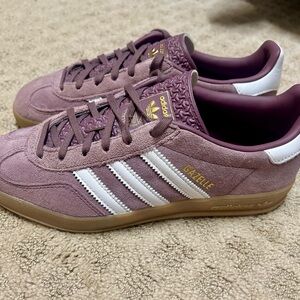 Adidas Gazelle Women's Sneakers - Purple and White